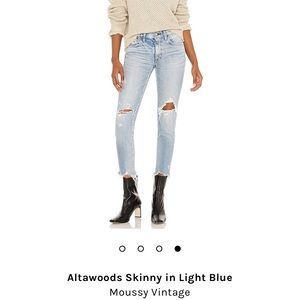 COPY - NWOT 26 Moussy Altawoods Skinny Jean